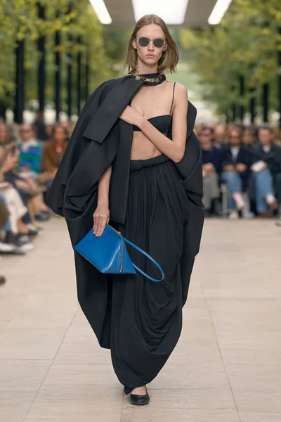 Look 34